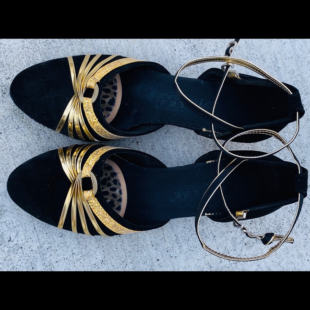 Dance shoes